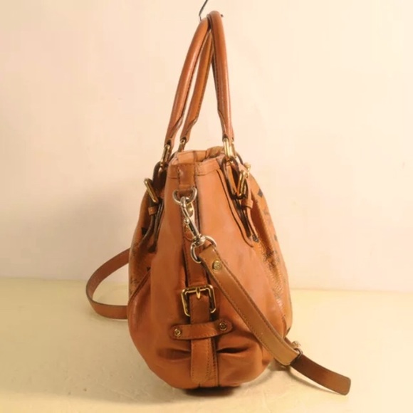 •~• SOLD•~• AUTHENTIC MCM Visetos Cross Shoulder Bag •~• SOLD •~• - Picture 4 of 9